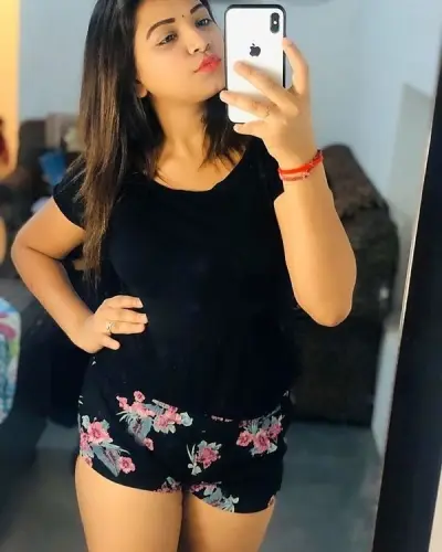 Queula Escorts
